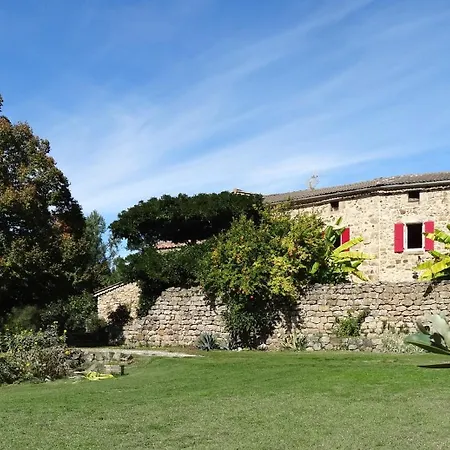 Konukevi L'oustalou 3*